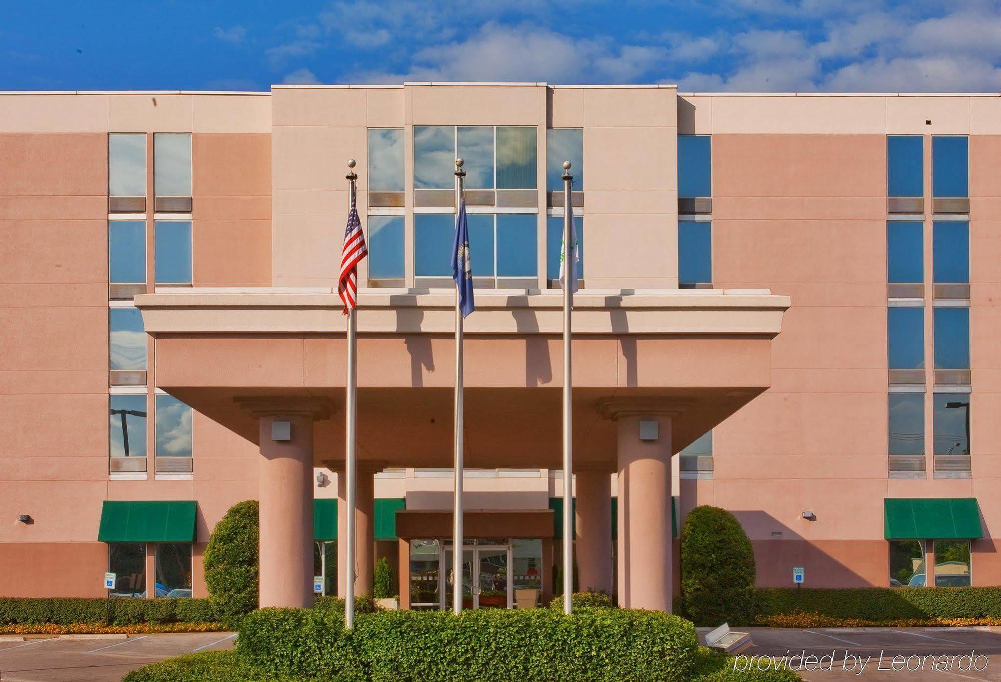 Clarion Pointe Near Fort Campbell Hopkinsville Exterior foto