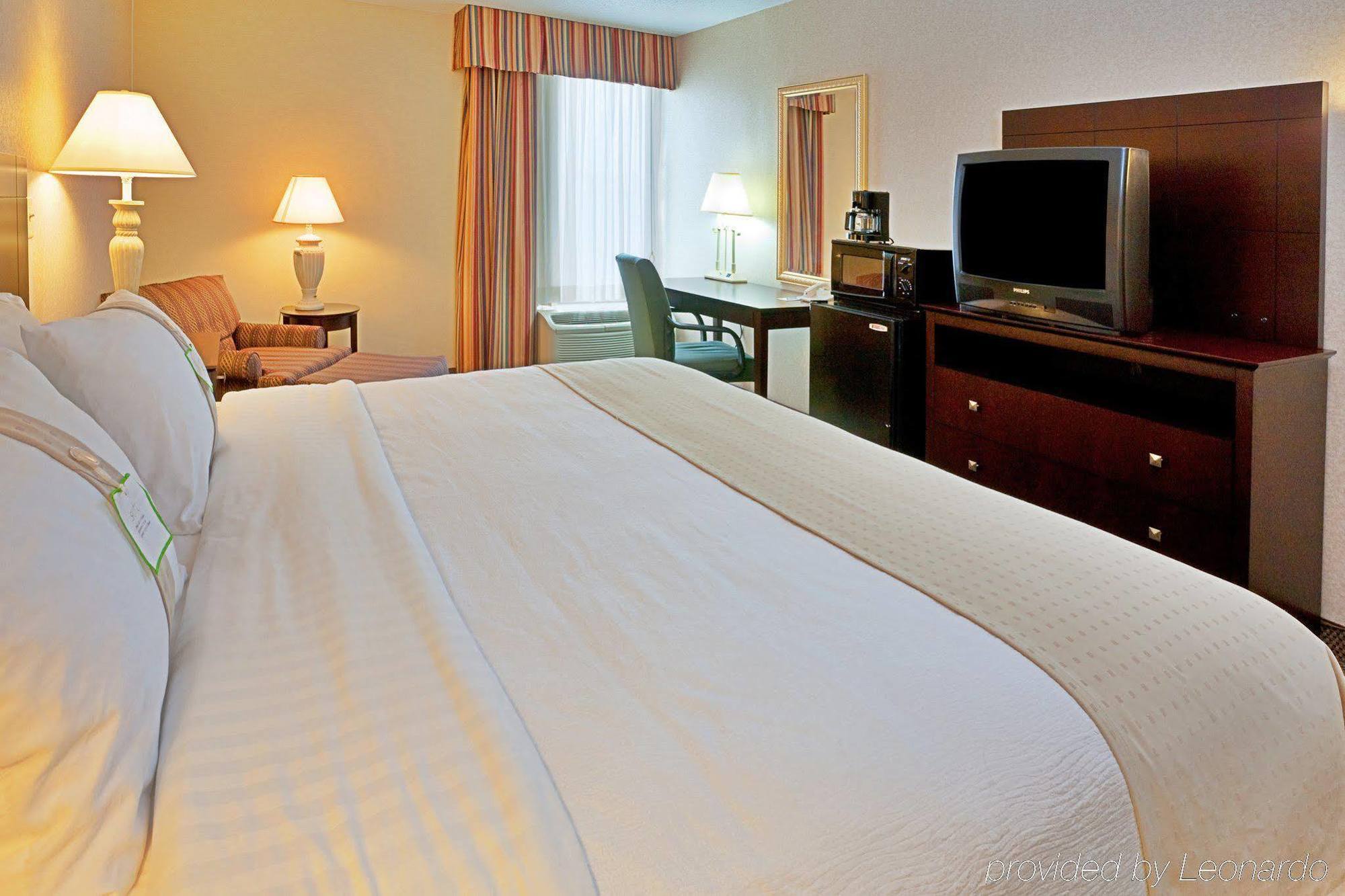 Clarion Pointe Near Fort Campbell Hopkinsville Habitación foto